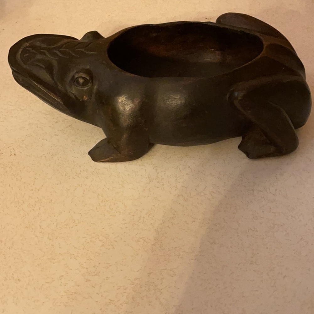 Primitive Frog Planter / Trinket holder